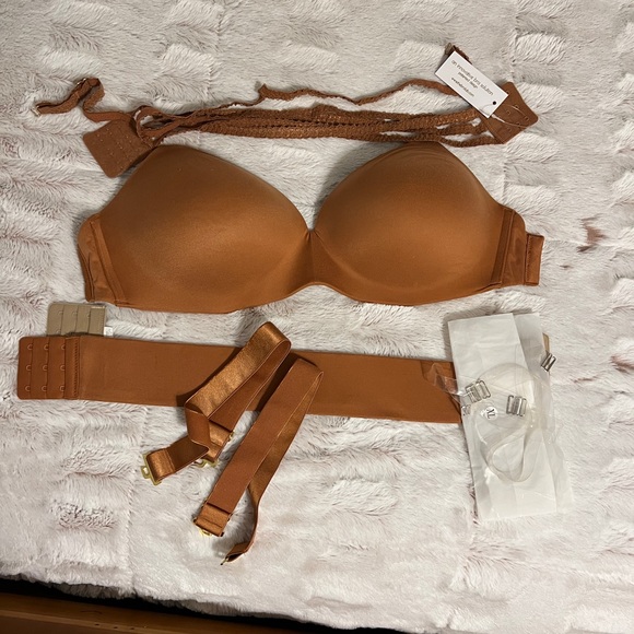 NWOT Bra Lab Amber Rosanna wireless Bra with extra straps and back strap, size 7 - Picture 3 of 7